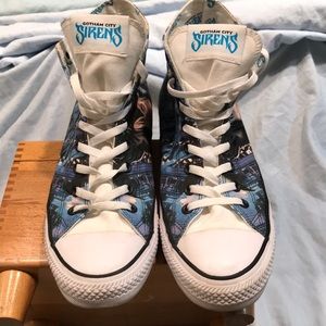 Converse hi tops Gotham City Sirens unisex 12Mens/14womens used conditions